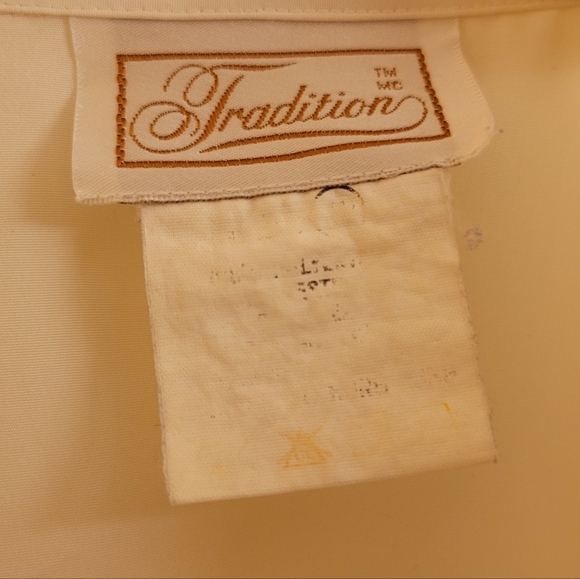 Vintage Tradition Floral Blouse - Picture 6 of 6